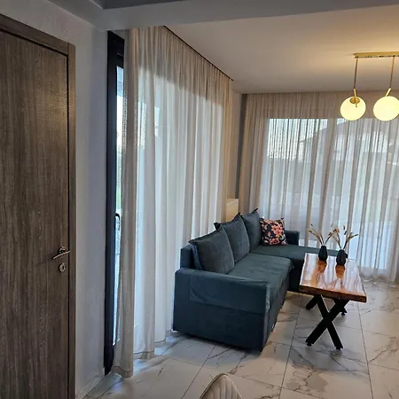 Olympus Paradise 6 Holiday home Skotina